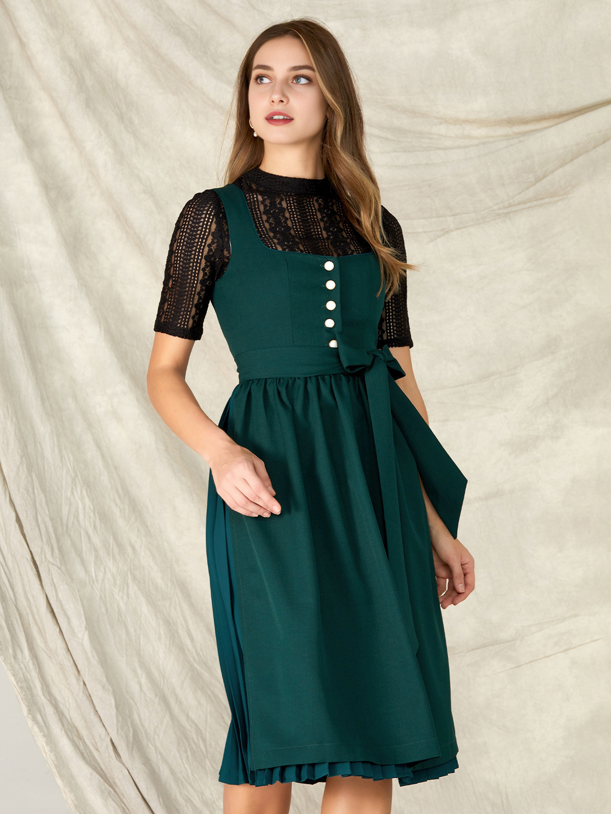 Dirndl in Grün
