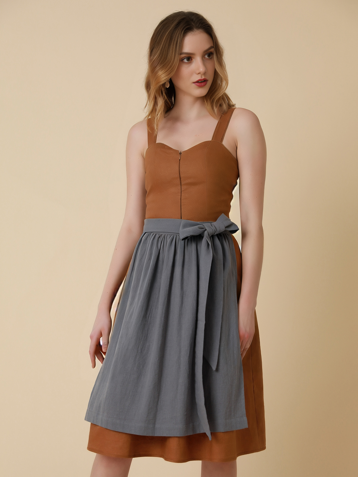 Dirndl Orange – Elegant und lebendig