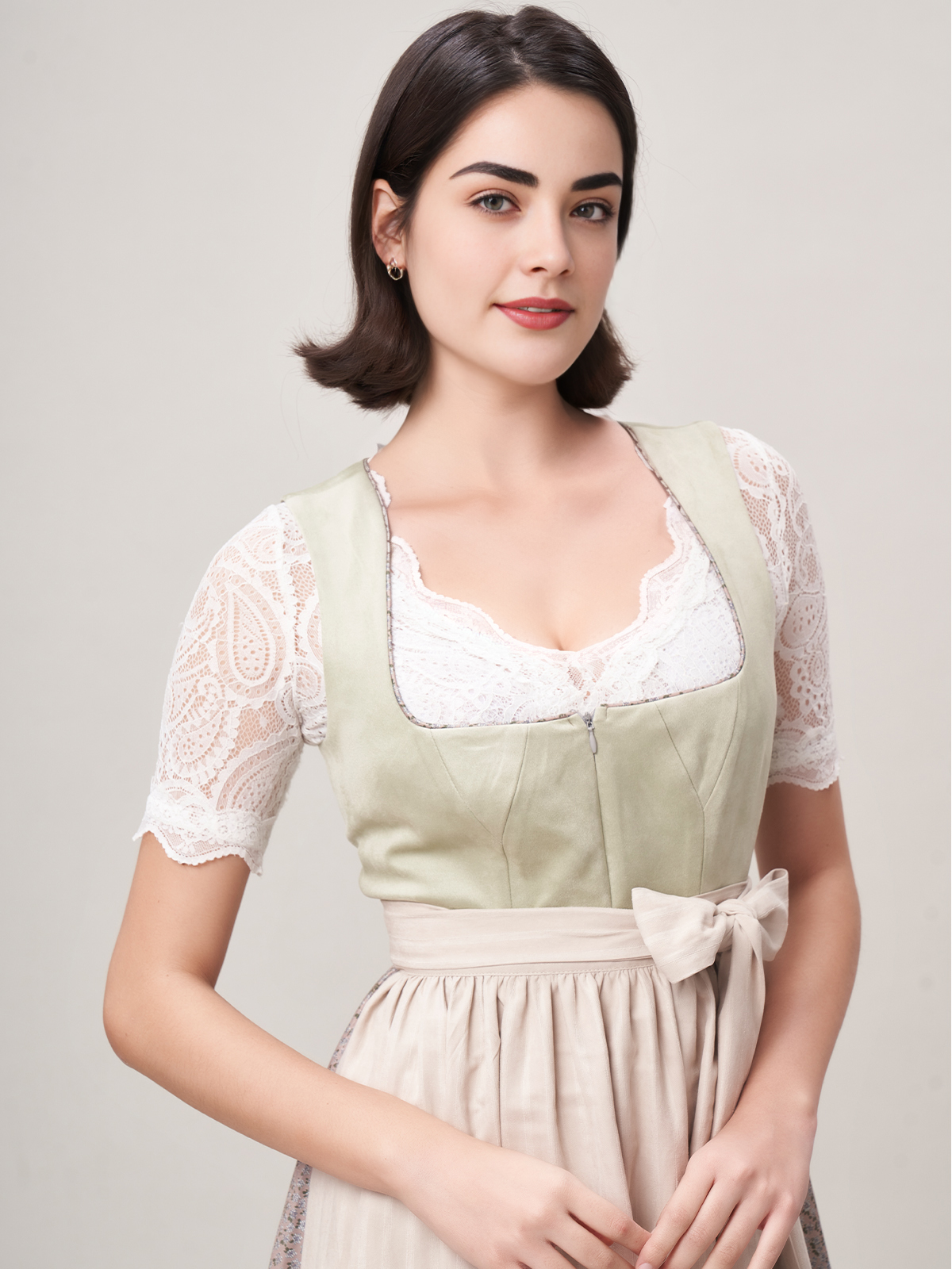 Dirndl in Grün